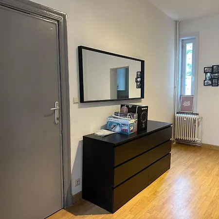 Charming Uccle Apartment With City Views Brussels Exterior photo