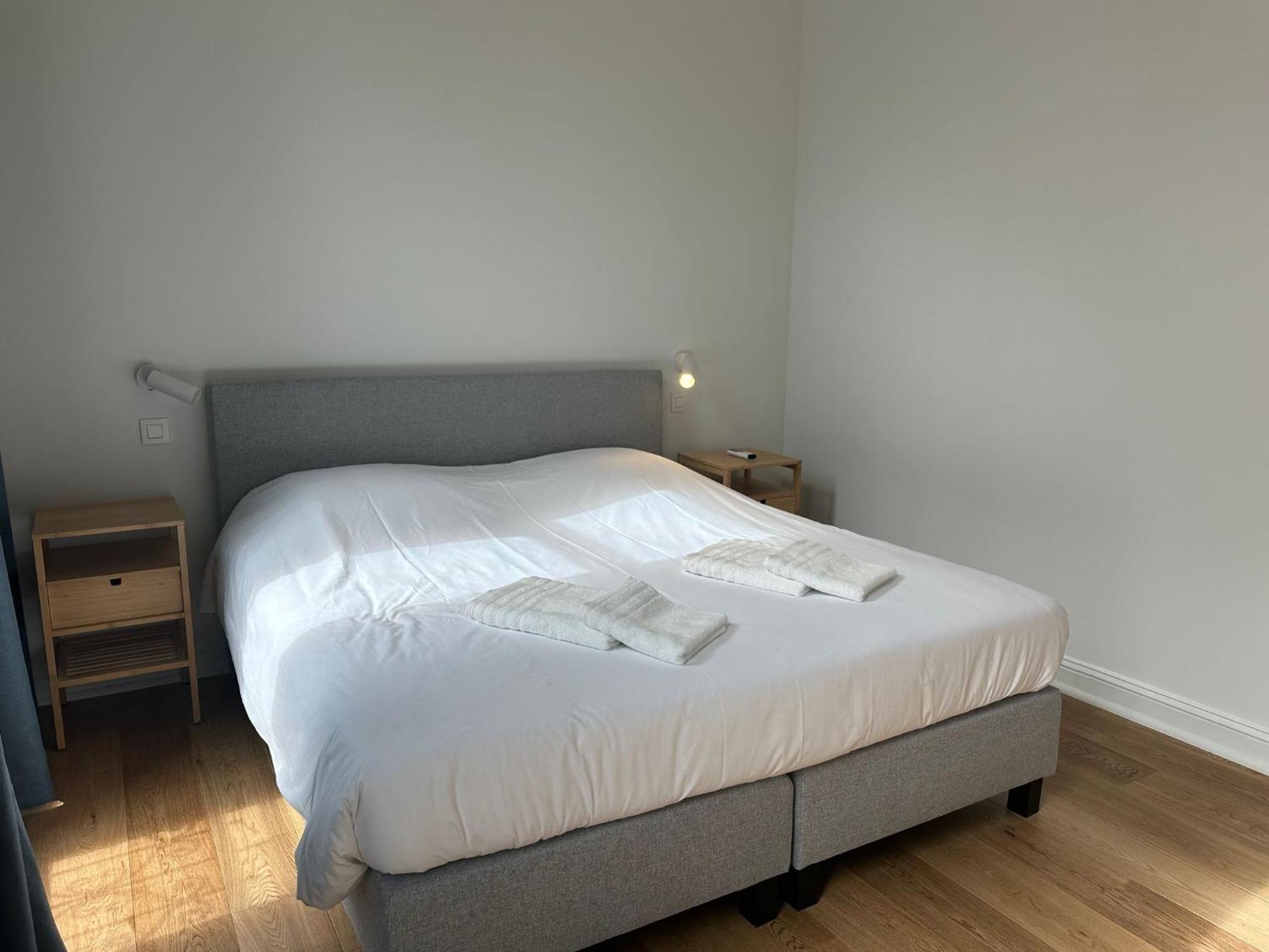 Charming Uccle With Views Appartement Brussel